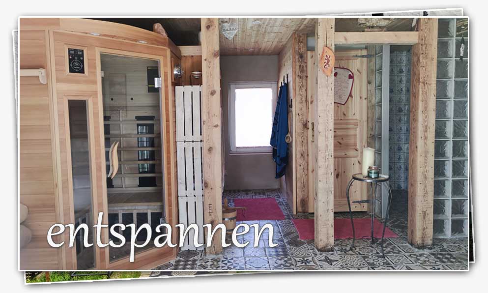 in der Infrarot oder Finnischen Sauna entspannen
